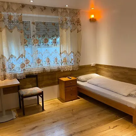 Tu Ferienzimmer In Stadtmitte * Ulm
