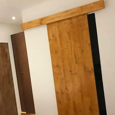 בית הארחה Tu Ferienzimmer In Stadtmitte *