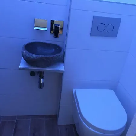 Tu Ferienzimmer In Stadtmitte Guest house