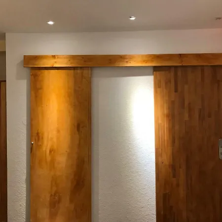 Tu Ferienzimmer In Stadtmitte Guest house *