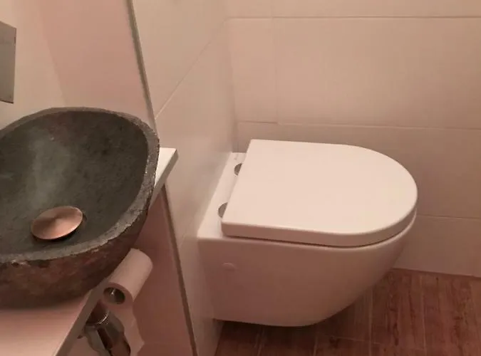 Tu Ferienzimmer In Stadtmitte 3*